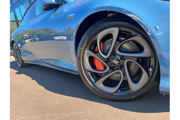 2026 MY25 MG IM5 P12L Performance Hatch Image 10