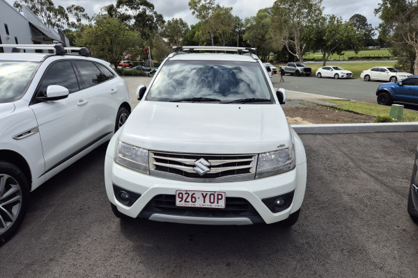 2015 Suzuki Grand Vitara JB Sport SUV Image 2