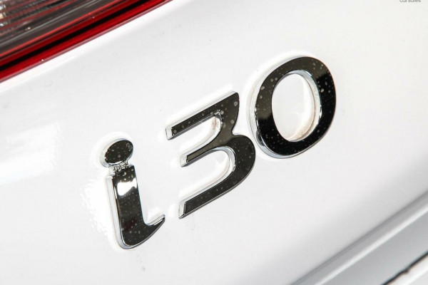 2018 Hyundai i30 PD SR Hatch Image 11