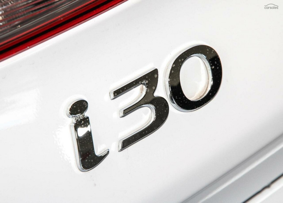 2018 Hyundai i30 PD SR Hatch Image 11