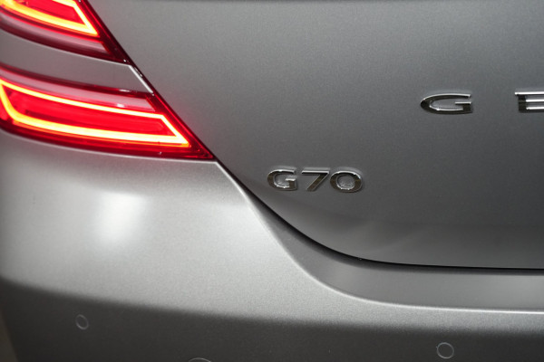 2025 Genesis G70 3.3t Sport Lux Sedan Image 9