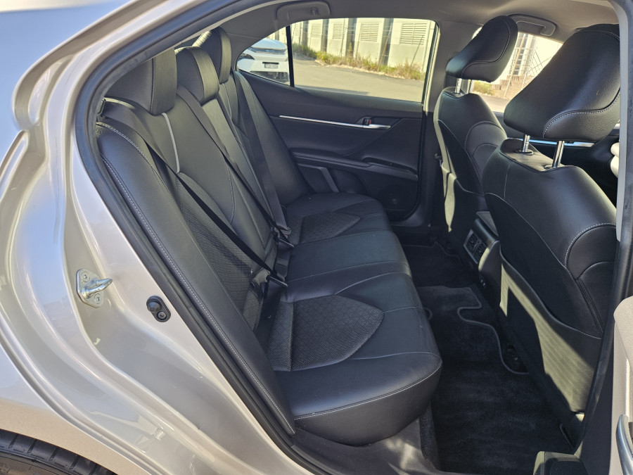 2020 Toyota Camry AXVH71R SX Sedan Image 11