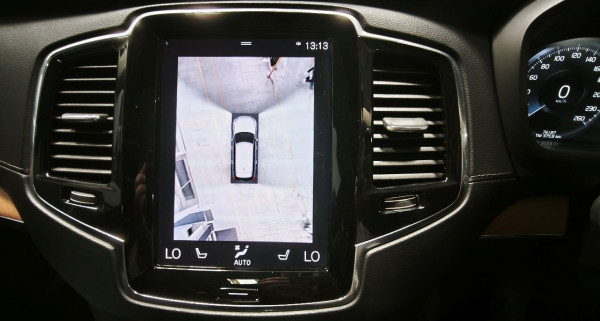 2021 MY22 Volvo XC90 L Series B6 Inscription SUV image 15