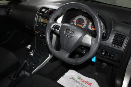 2012 Toyota Corolla ZRE152R MY11 Sedan