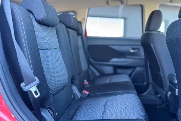 2015 MY16 Mitsubishi Outlander ZK XLS SUV Image 16