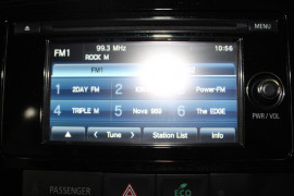 2014 Mitsubishi Outlander ZJ ES Suv