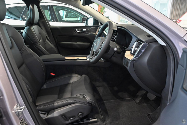 2026 Volvo XC60 UZ Ultra B5 Dark SUV Image 5