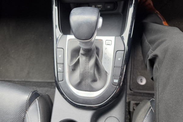 2020 MY1  Kia Cerato BD Sport+ Hatch Image 17