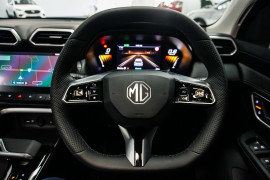 2025 MG ZS ZS32 Essence Turbo SUV