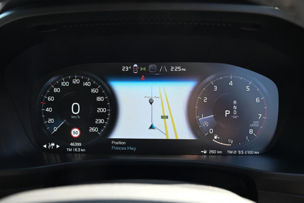 2022 Volvo XC40 XZ T4 Inscription SUV image 23