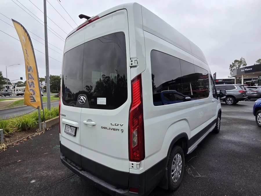 2023 LDV Deliver 9  LWB Van Image 7