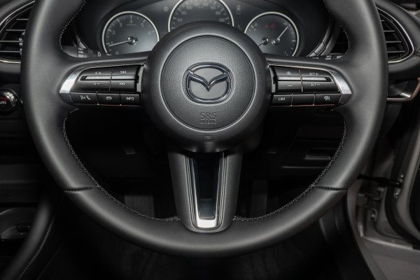 2025 Mazda 3 BP Series G20 Evolve Hatch Image 11