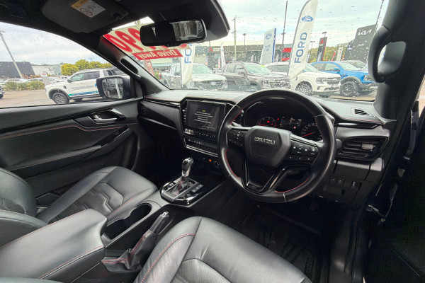2023 Isuzu D-MAX RG X-TERRAIN Ute Image 8