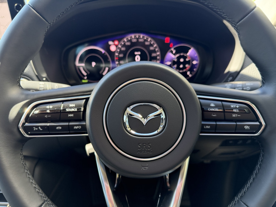 2025 Mazda CX-80 KL P50e GT SUV Image 25
