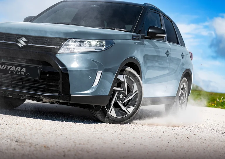 RUGGED SPORTS STYLING Image