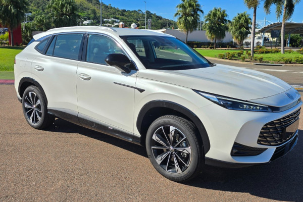 2024 MG HS Excite SUV