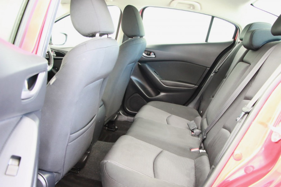 2015 Mazda 3 BM5238 SP25 Sedan Image 7