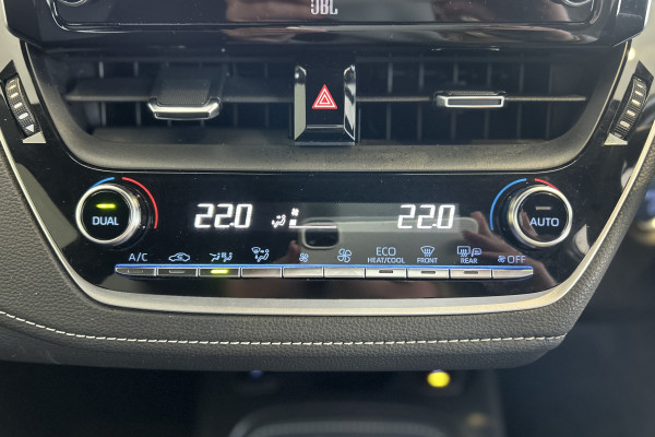 2020 Toyota Corolla ZWE211R ZR Hybrid Hatch Image 15
