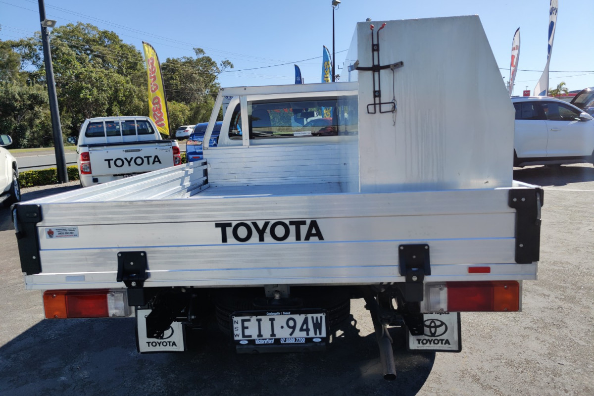 2020 Toyota HiLux Cab chassis
