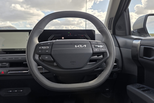 2026 Kia EV3 SV Air Long Range SUV Image 13