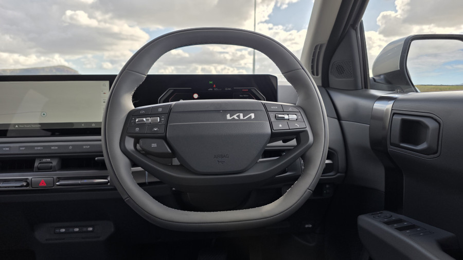2026 Kia EV3 SV Air Long Range SUV Image 13