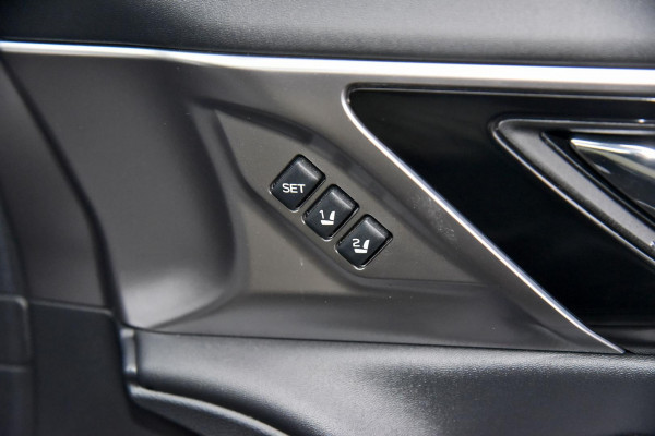 2022 Subaru Outback 6GEN AWD Touring SUV Image 17