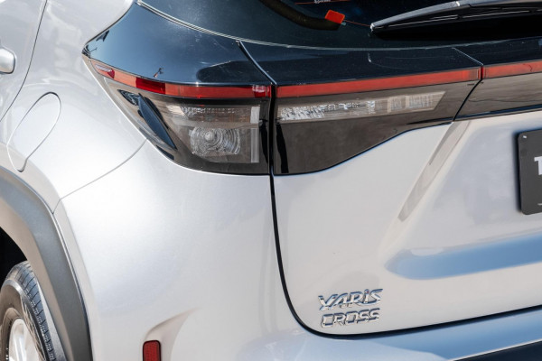 2025 Toyota Yaris Cross MXPJ10R GX SUV Image 20