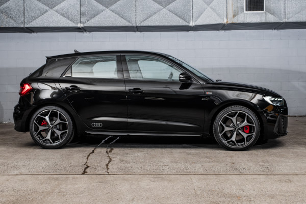 2025 Audi A1 GB 40 TFSI S line Hatch image 3