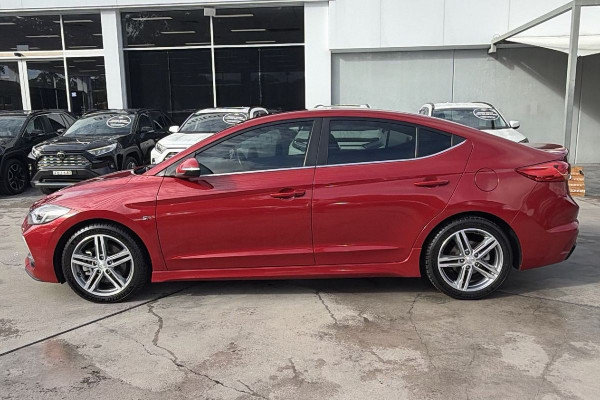 2018 Hyundai Elantra AD SR Sedan Image 8