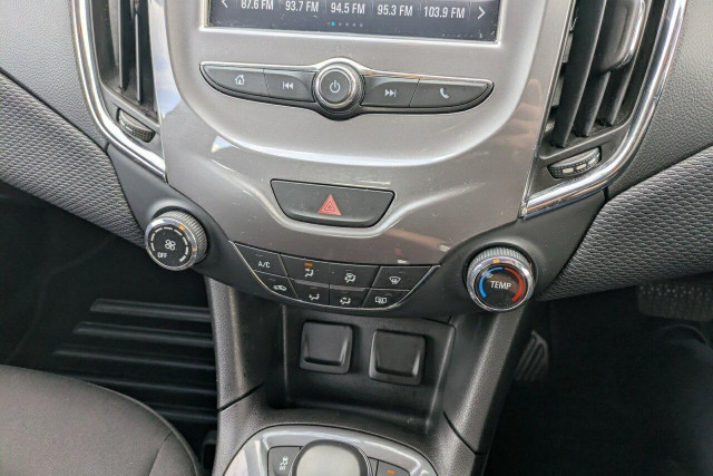 2017 Holden Astra BL LS Sedan Image 16