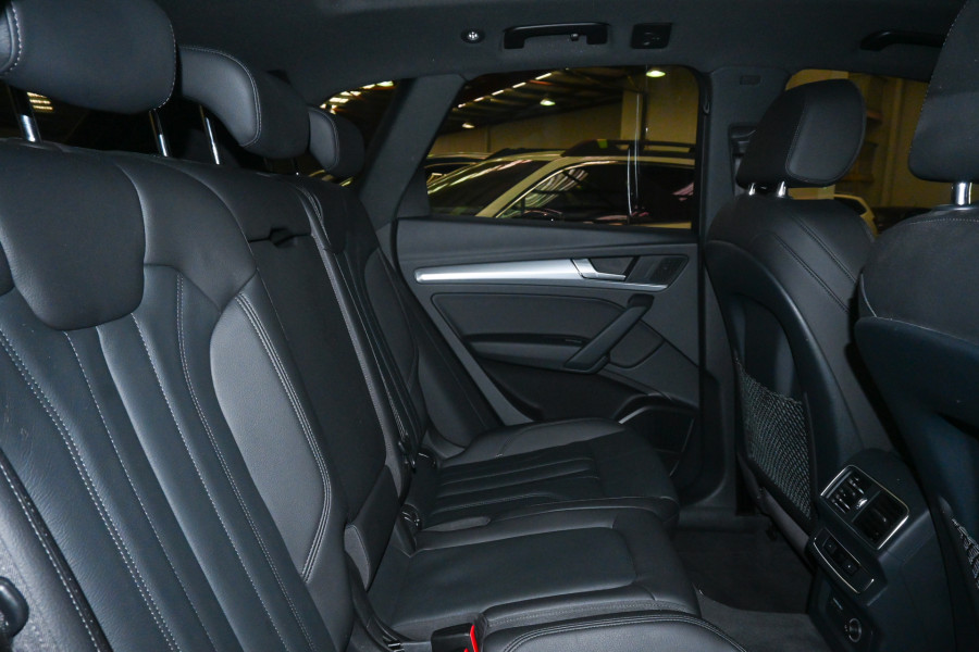 2018 MY19 Audi Q5 FY 45 TFSI sport Black Edition SUV Image 9