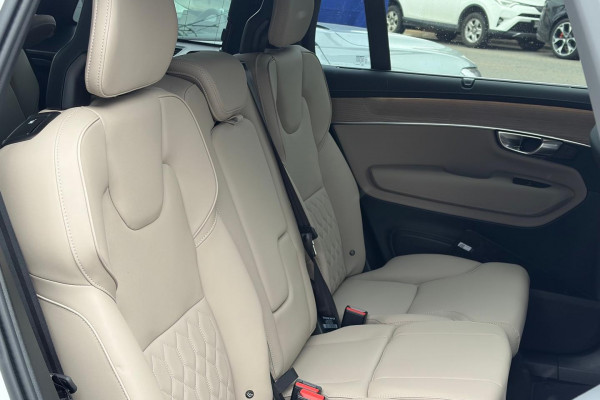 2026 Volvo XC90 L Series Plus B5 Bright SUV Image 7