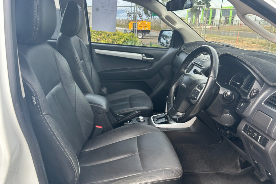 2016 MY15 Isuzu D-MAX Turbo LS-Terrain Ute Image 9