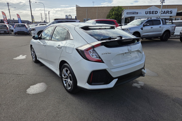 2018 Honda Civic 10th Gen VTi Hatch Image 4