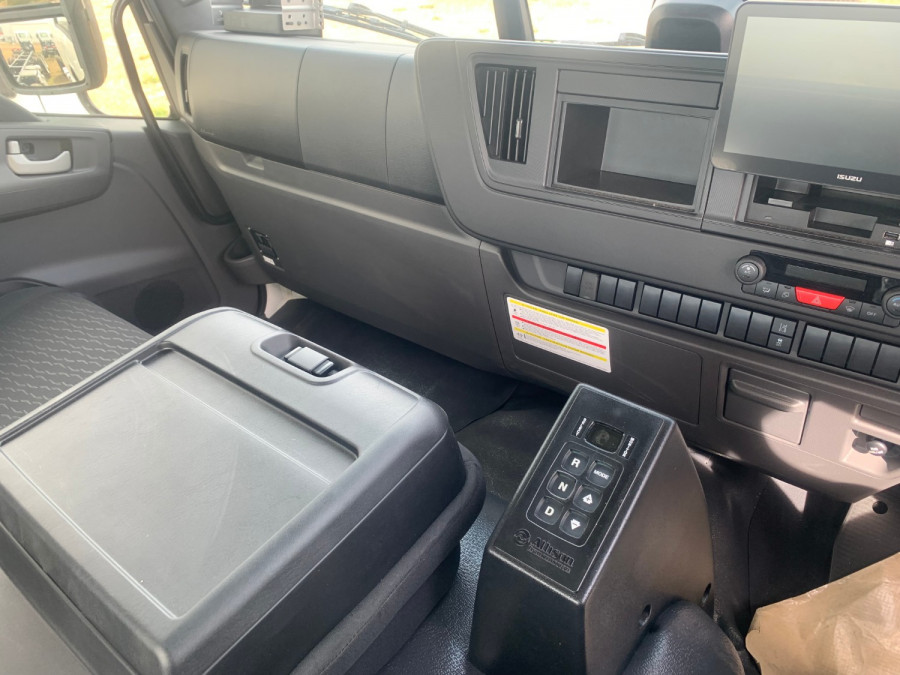 2026 Isuzu FVD 170-300 AT R60 Cab Chassis Image 11
