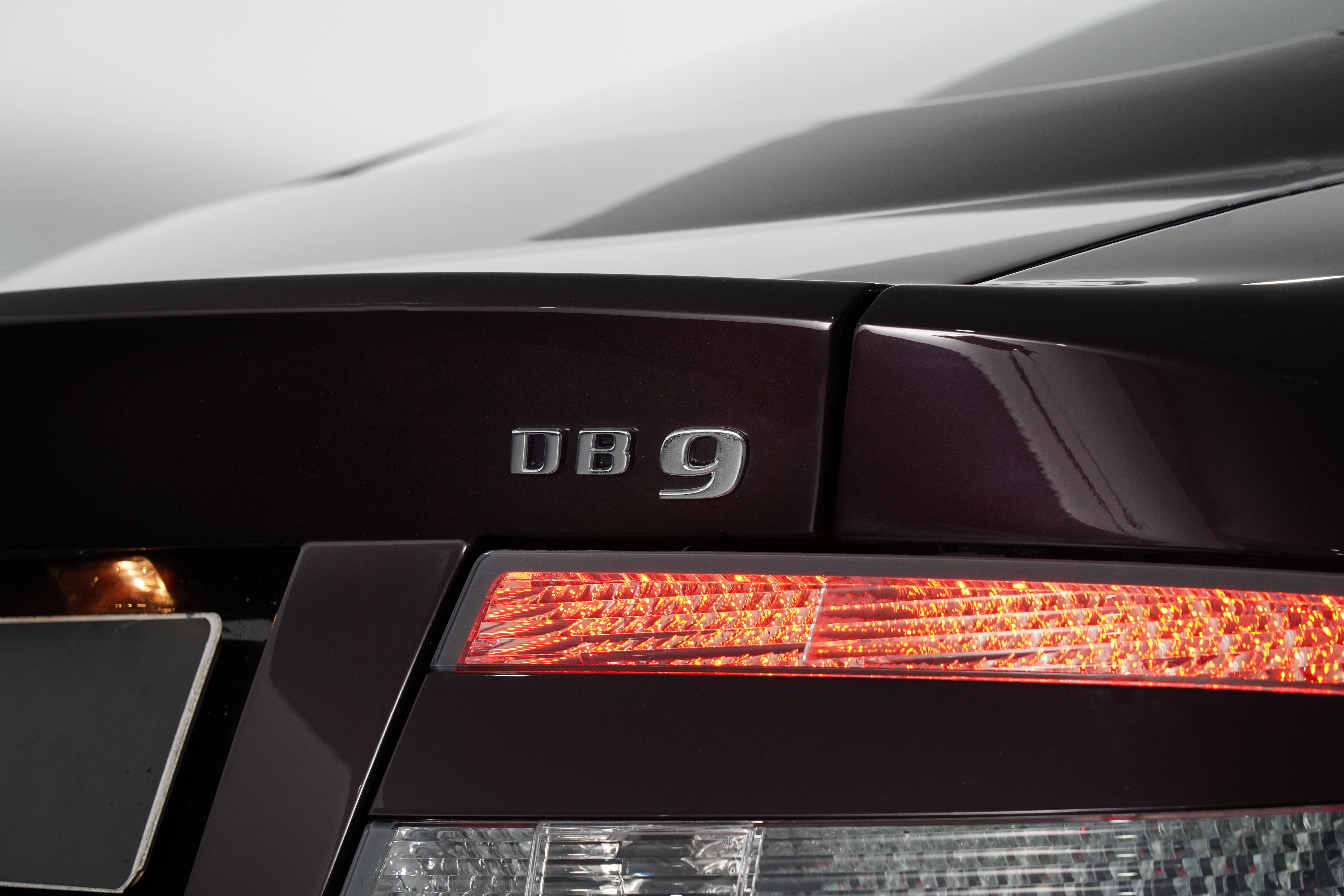 2012 Aston Martin Db9 Sport Edition Coupe Image 16