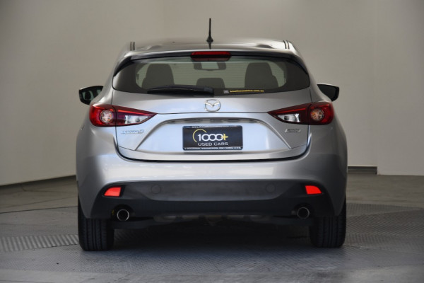 2014 Mazda 3 BM5478 Neo Hatchback Image 4