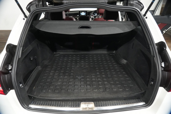 2015 Mercedes-Benz C-Class C250 SUV Image 27