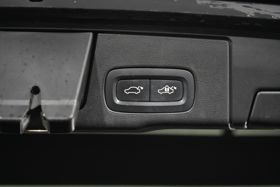 2020 Volvo XC60 UZ D4 Inscription SUV Image 35