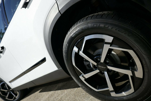 2026 MY25 Jaecoo J7 T35 Track SUV Image 4