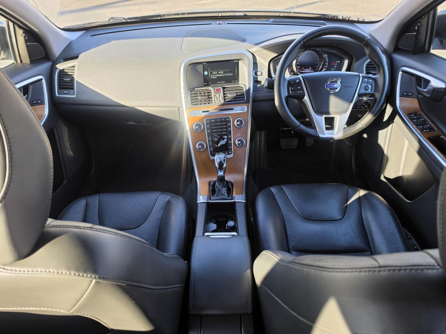 2016 Volvo XC60 UZ T5 Luxury SUV Image 19