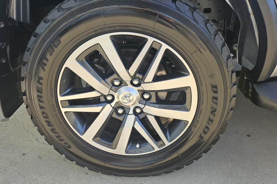 2017 Toyota Fortuner GUN156R Crusade SUV Image 28
