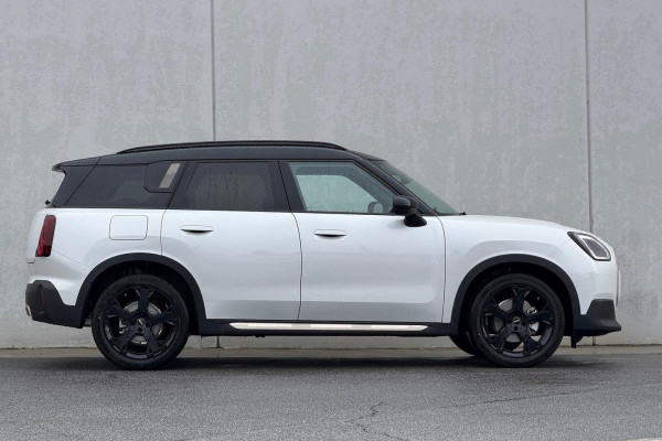 2026 MINI Countryman U25 C Favoured SUV