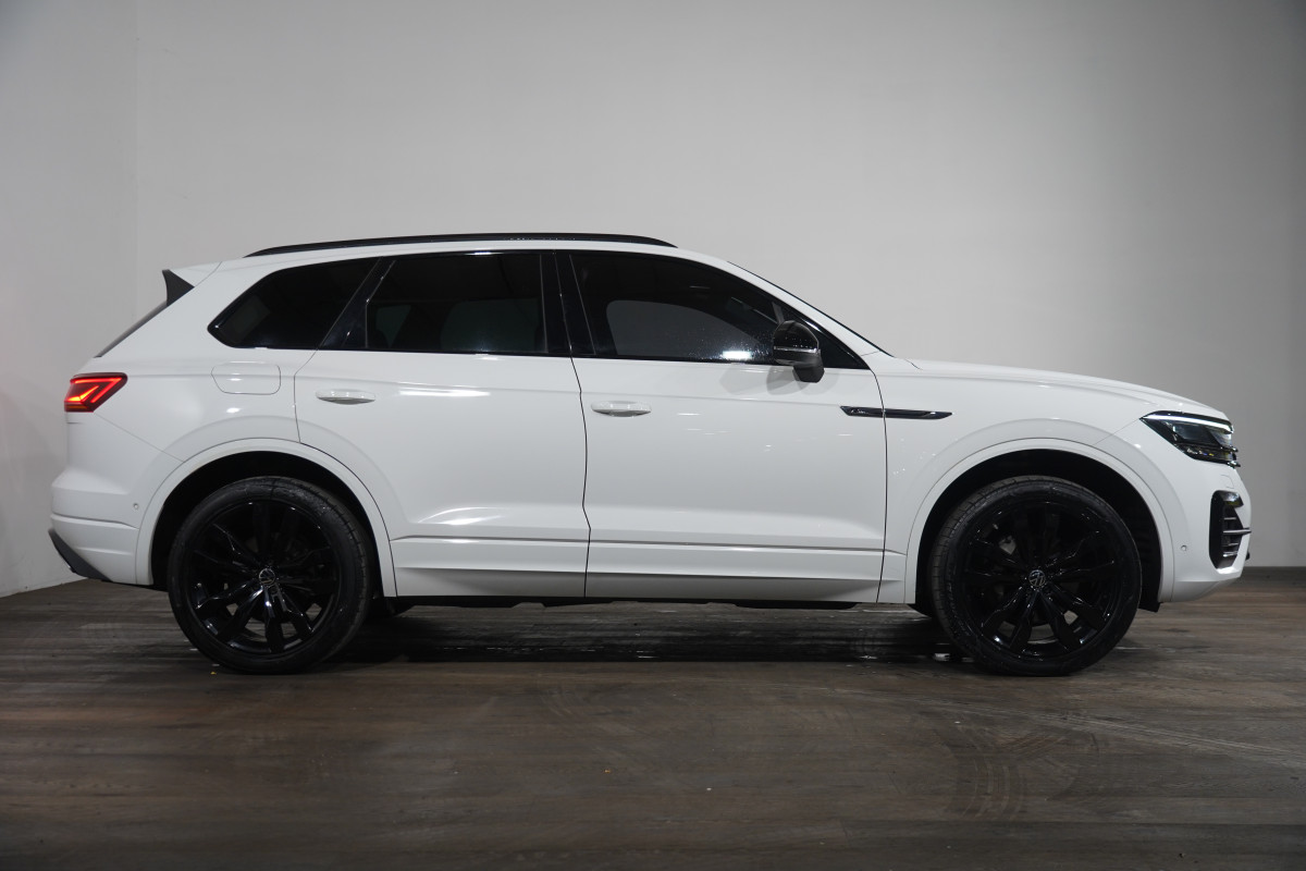 2021 Volkswagen Touareg 210tdi Wolfsburg Edition SUV Image 4