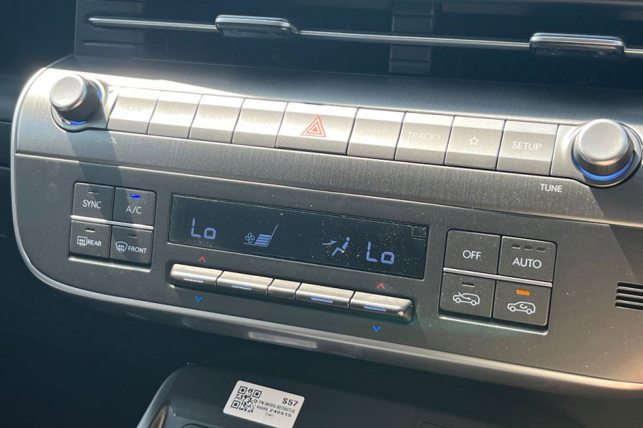 2024 Hyundai KONA SX2.V1 Premium SUV Image 12