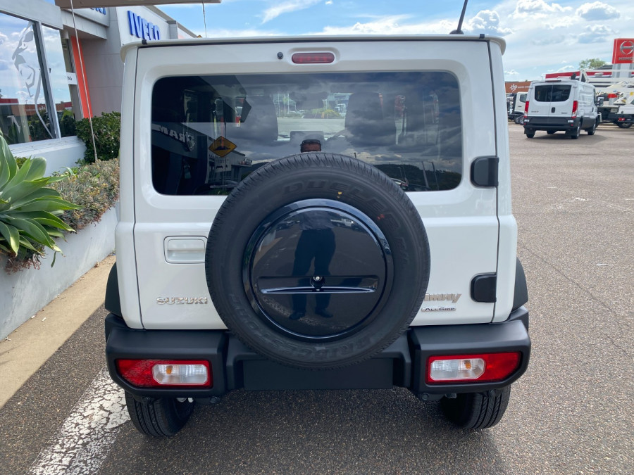 2025 Suzuki Jimny XL Wagon Image 7