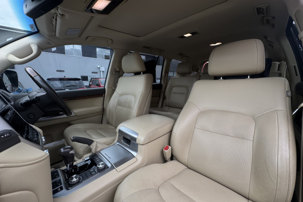 2017 Toyota LandCruiser VDJ200R Sahara SUV Image 16
