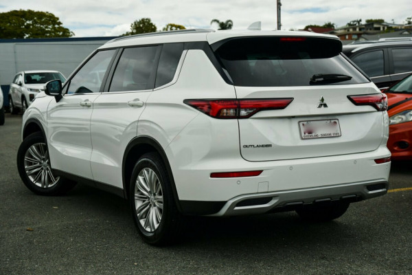 2023 MY24 Mitsubishi Outlander ZM LS SUV