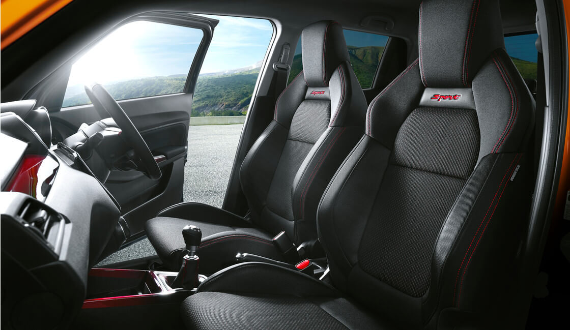Sports front seats Image