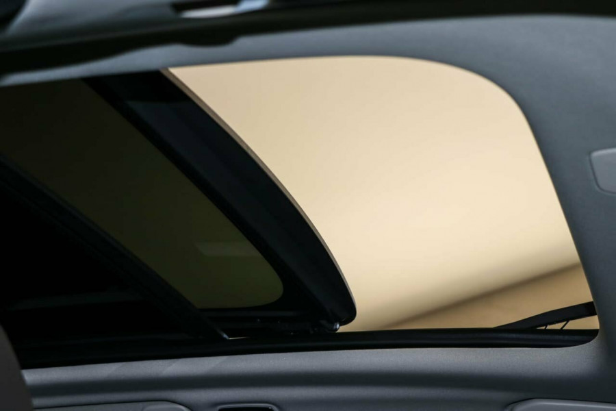 2019 MY20 Volvo V60 Z Series MY20 T5 Geartronic AWD Inscription Wagon Image 19